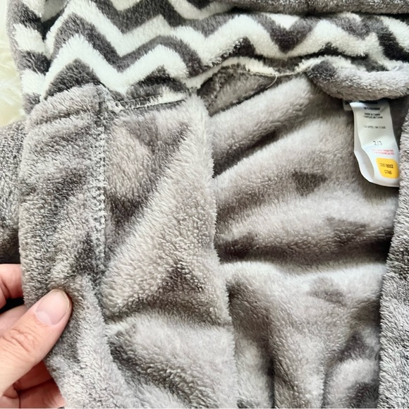 Cute grey koala animal hood robe for toddler - Picture 3 of 4